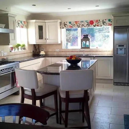 Villa Large 4 Bedroom Family House In West Cork *